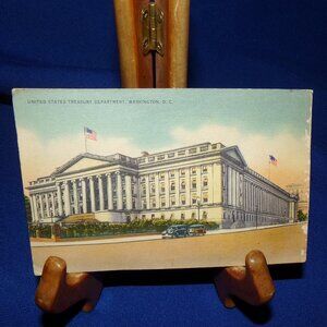 Vintage Full Color US Treasury Building Postcard - Washington, D.C.- Unused